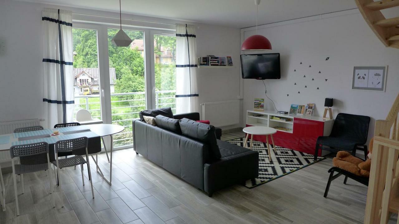 Apartament Rodzinny Plus Mountain Aparts Swieradow-Zdroj Bagian luar foto