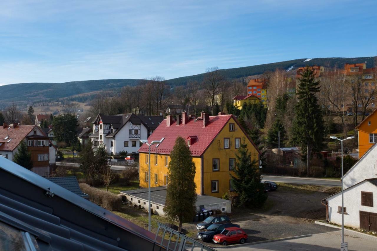Apartament Rodzinny Plus Mountain Aparts Swieradow-Zdroj Bagian luar foto